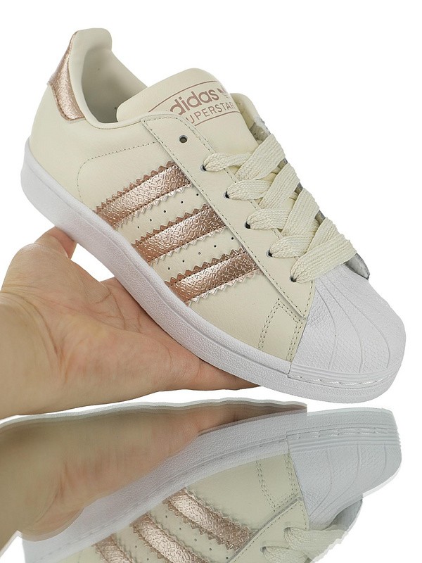 Adidas Superstar W CG64