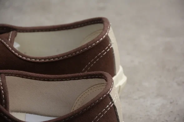 Vans Authentic  VN0A5FBDBRO 