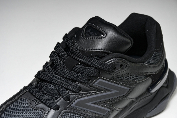 New Balance 9060 U9060NR 