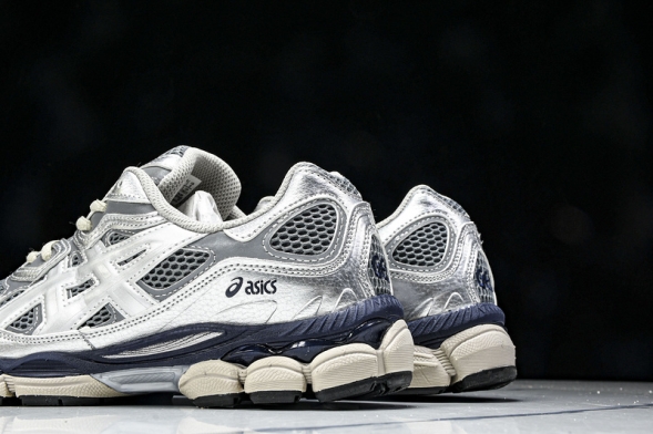 Asics Gel-NYC 1203A581-020 