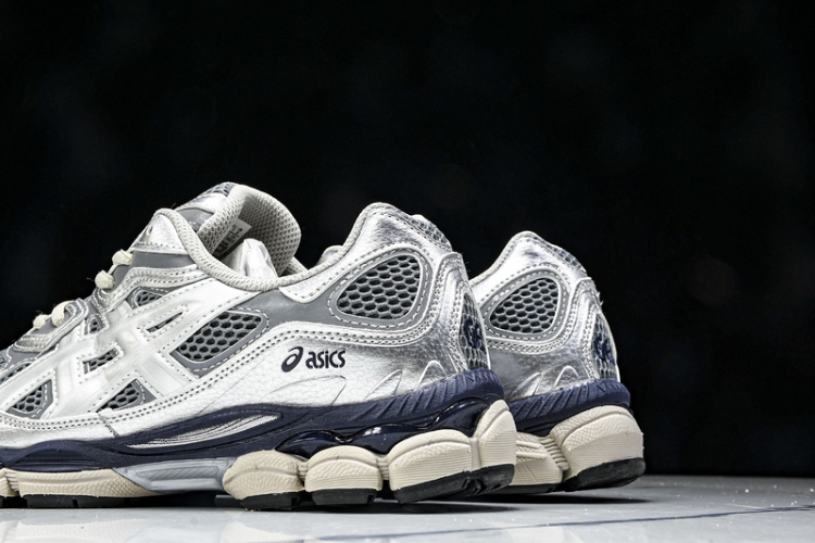 Asics Gel-NYC 1203A581-020