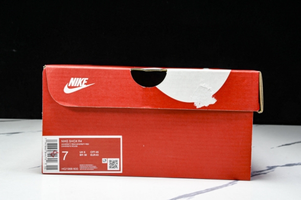 Nike Shox R4 HQ1988-006 