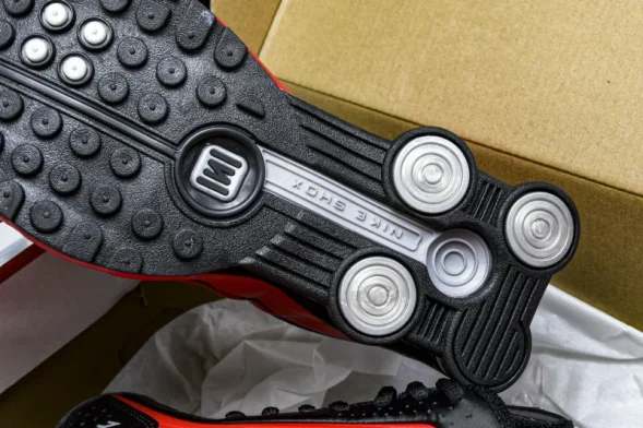 Nike Shox R4 HQ1988-006 