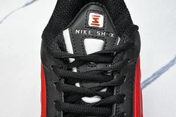 Nike Shox R4 HQ1988-006 