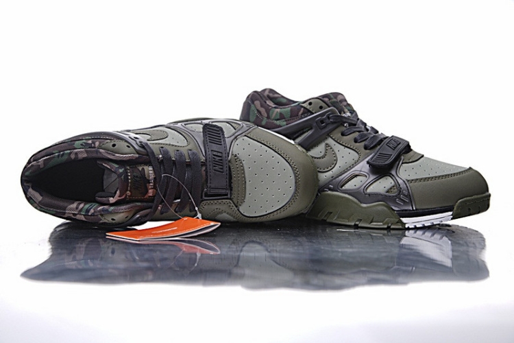 NIKE AIR TRAINER 3 705426-300