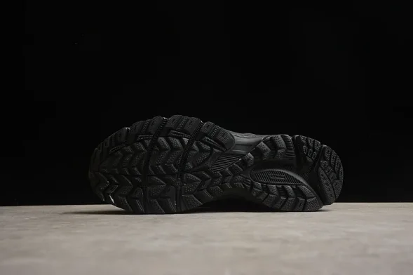 Asics GEL-KAHANA 8 1011B109-005 