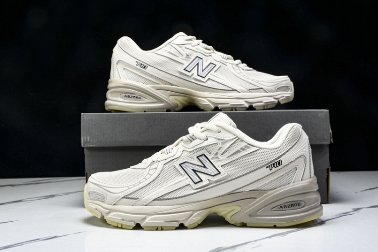  New Balance 740 U740LN1