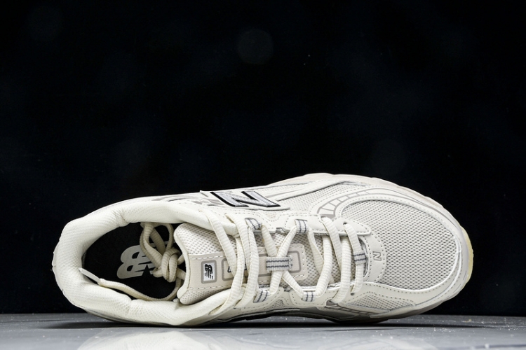  New Balance 740 U740LN1