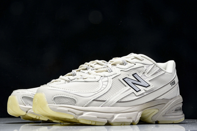  New Balance 740 U740LN1