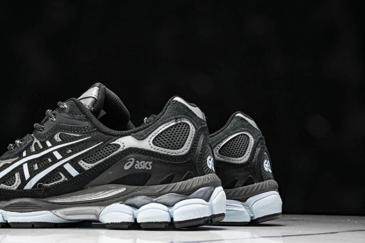 Asics Gel-NYC 1203A577-001