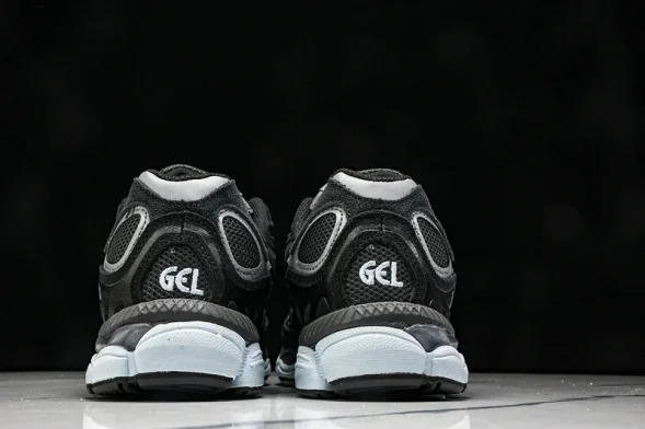 Asics Gel-NYC 1203A577-001 