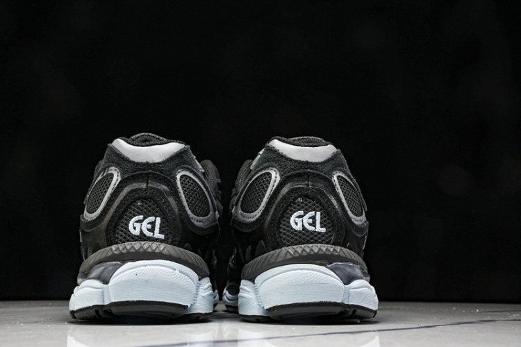 Asics Gel-NYC 1203A577-001