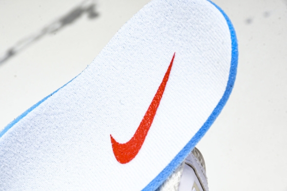 Nike Shox R4 AR3565-103 