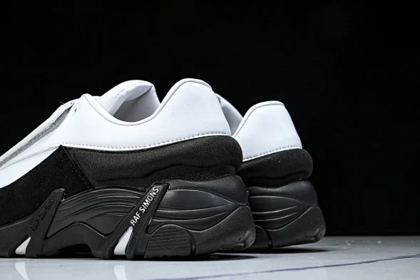 Raf Simons Cylon-21 Antei HR740001S29 
