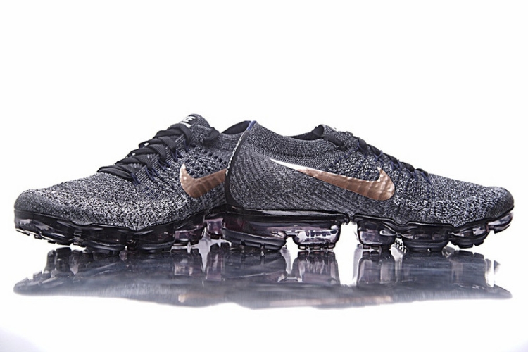 Nike Air VaporMax “Explorer Dark” 849558-010