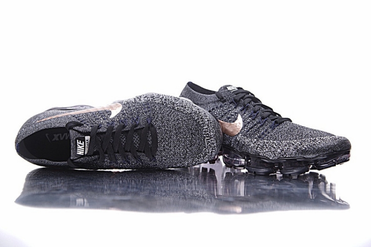 Nike Air VaporMax “Explorer Dark” 849558-010