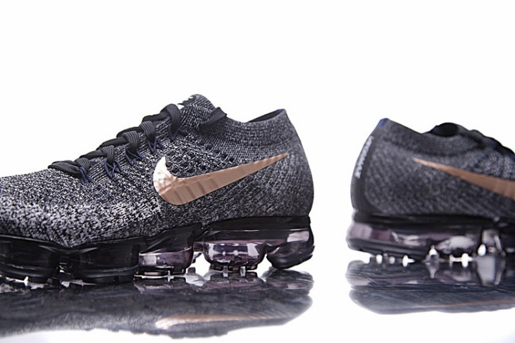 Nike Air VaporMax “Explorer Dark” 849558-010