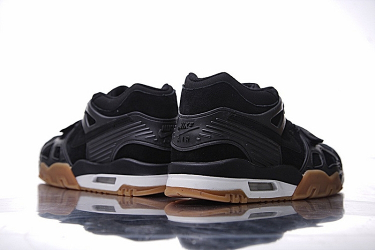 NIKE AIR TRAINER 3 705426-002