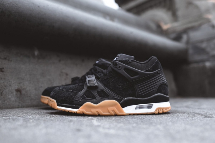 NIKE AIR TRAINER 3 705426-002