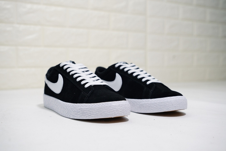 Nike SB Blazer Zoom Low Suede 864347-019