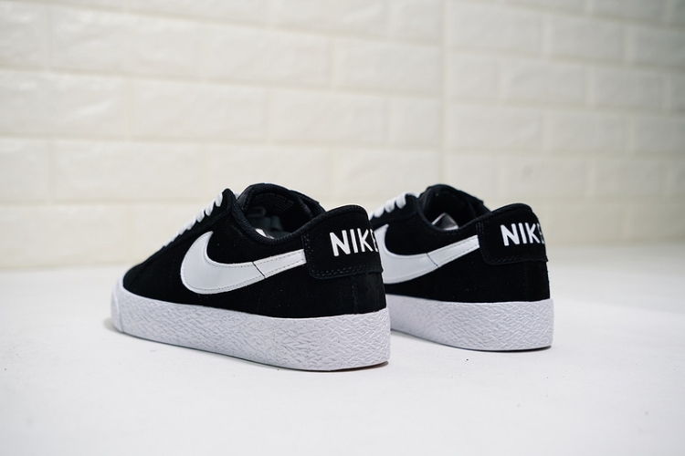 Nike SB Blazer Zoom Low Suede 864347-019