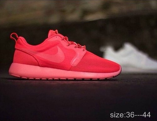 Nike Roshe Run Hyperfuse 