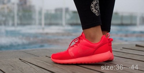 ​Купить Nike Roshe Run Hyperfuse Мужские Женские в наличии бесплатная  доставка