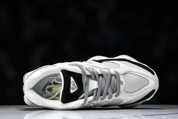 New Balance 9060 U9060JBB 