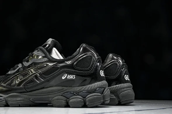 Asics Gel-NYC 1203A571-001 