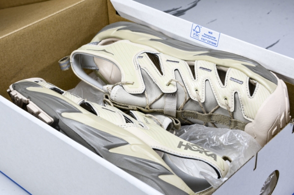 Hoka Hopara 1123112 SSDD 