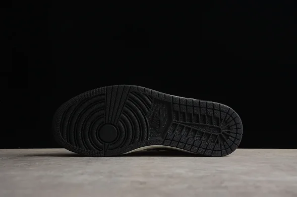 Nike Air Jordan 1 low DO8244-003  