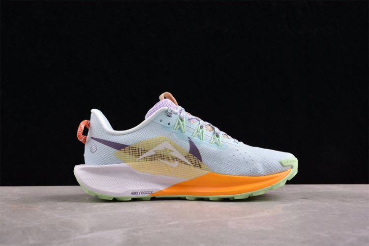  Nike Pegasus Trail 5 DV3865-402