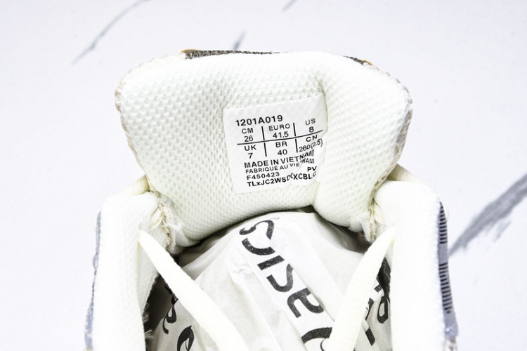 Asics Gel-Kayano 14 1201A019-108