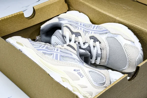 Asics Gel-NYC 1203A383-020 