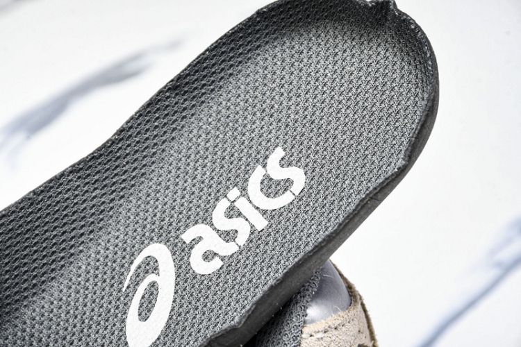 Asics Gel-NYC 1203A383-020