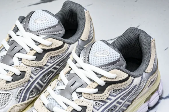 Asics Gel-NYC 1203A383-020 