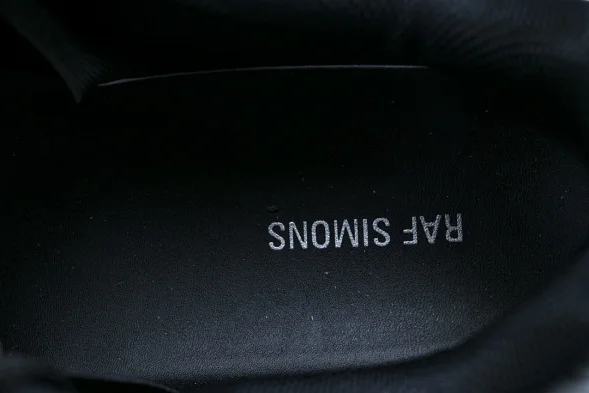 Raf Simons Cylon-21 HR740003S 