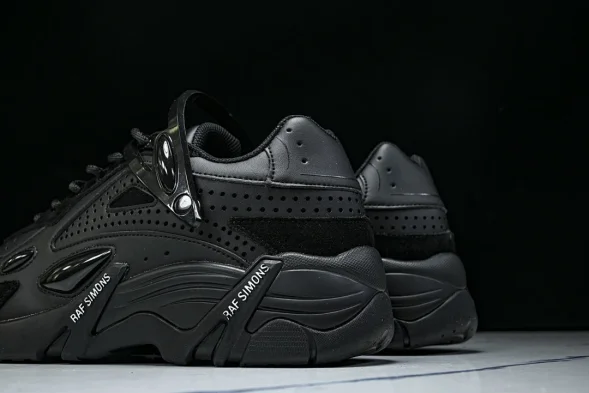 Raf Simons Cylon-21 HR740003S 
