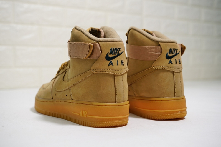 Nike Air Force 1 High '07 LV8“ Flax