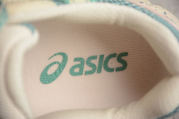Asics GEL-KAHANA 8 1011B109-300 