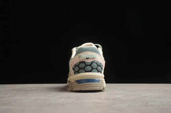 Asics GEL-KAHANA 8 1011B109-300 