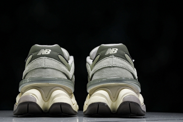 New Balance 9060 U9060EEC 