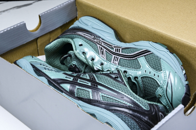 Asics Gel-Kayano 14 1201A922-300