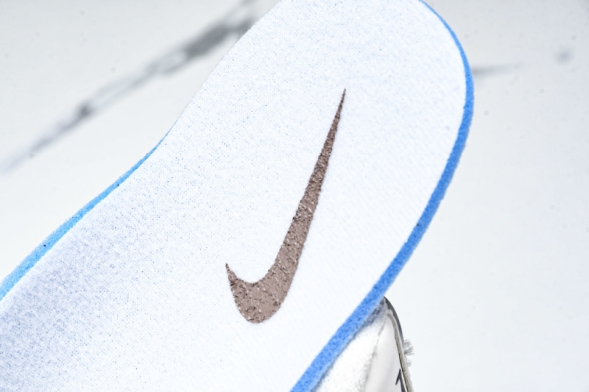 Nike Shox R4 AR3565-104 