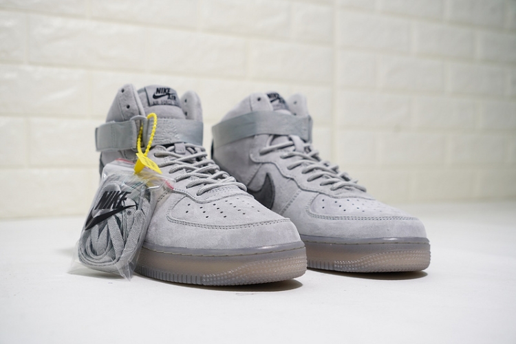 Reigning Champ x Nike Air Force 1 High '07 882098-101