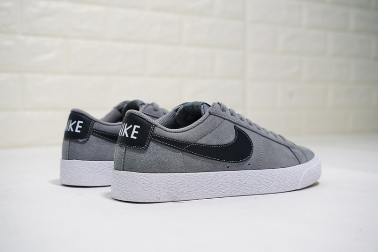 Nike SB Blazer Zoom Low Suede 864347-009