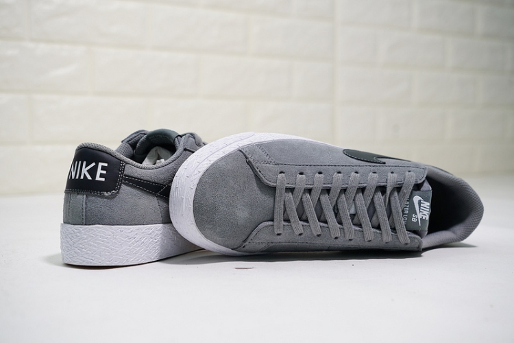 Nike SB Blazer Zoom Low Suede 864347-009