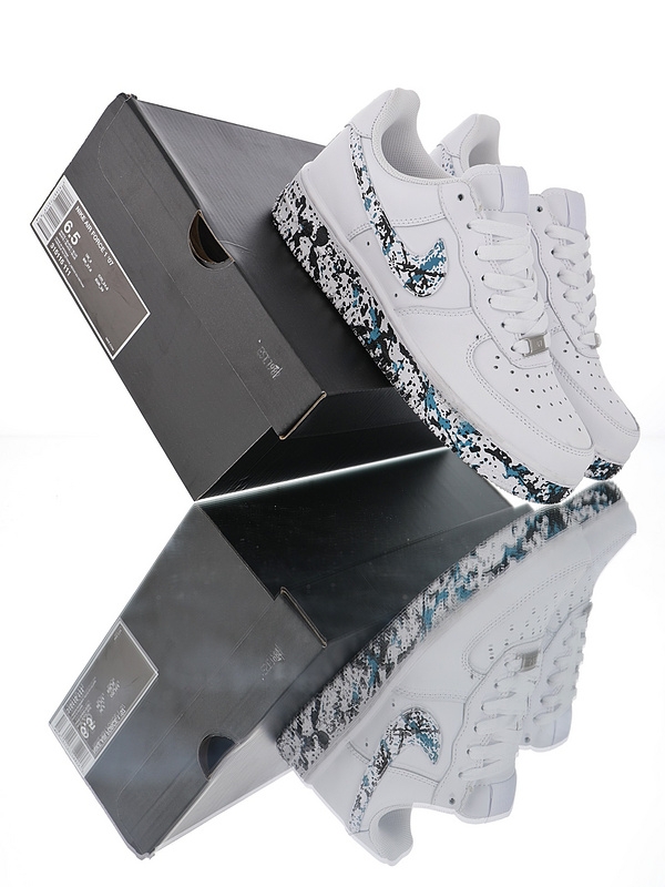 Nike Air Force 1 Low ´07 LV8 ID 315115-111