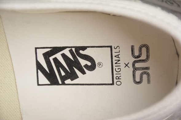 Fog x Vans x SNS Slip-On VN0A3JEXPU1 