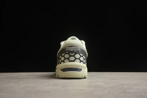 Asics GEL-KAHANA 8 1011B109-301 